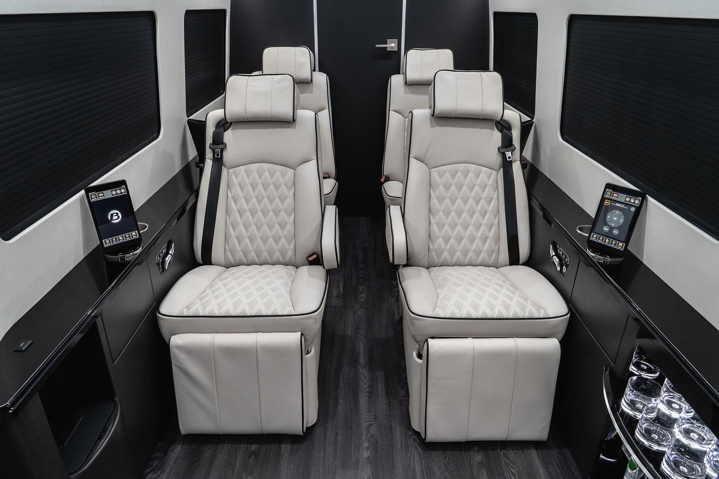 23" Leather Captain Chair